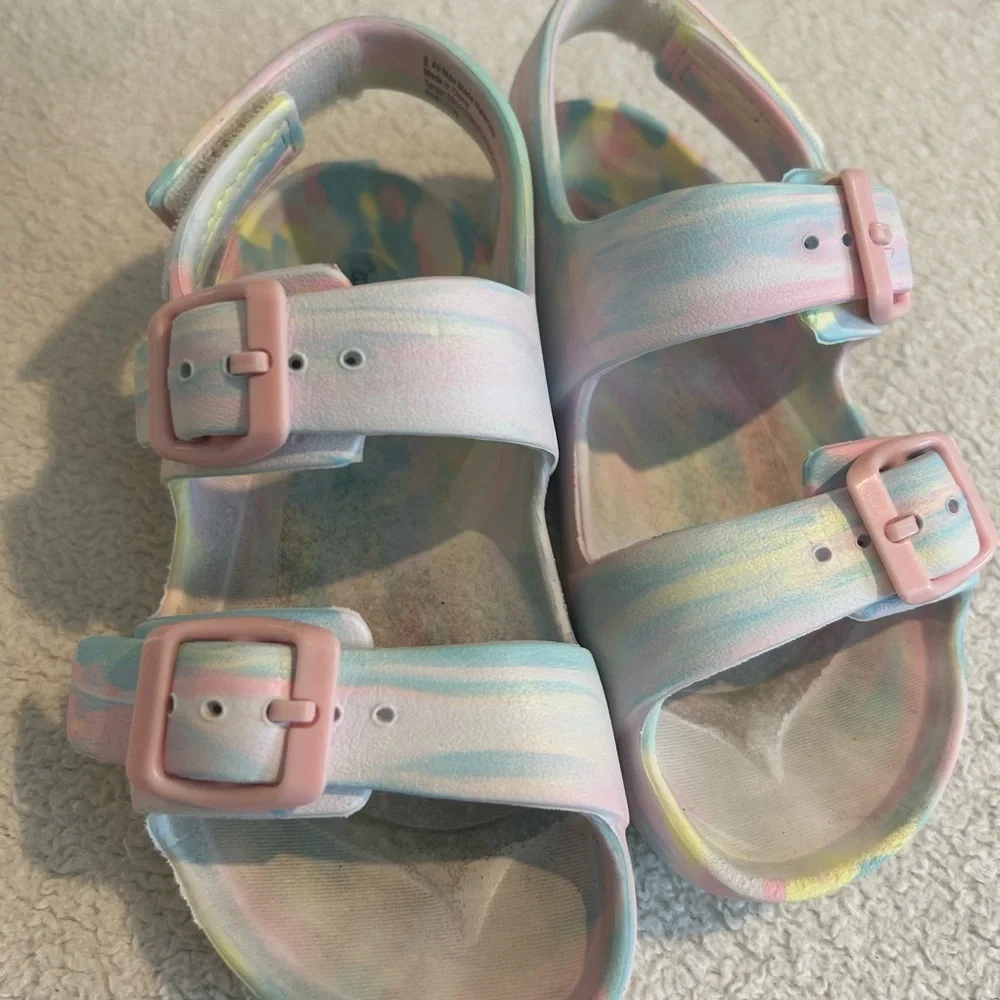Girls Shoe Bundle Size 9 – RBX Sneakers + Cat & Jack Sandals